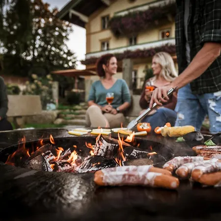 Moierhof - Der Ferienbauernhof Am Chiemsee Apartmán *